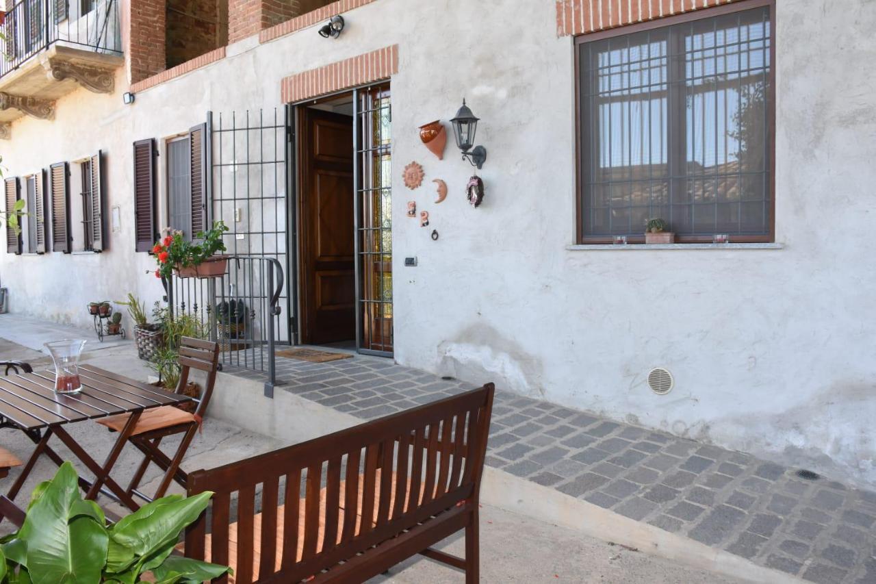 La Casa Di Enzo Acomodação com café da manhã Lequio Tanaro Exterior foto